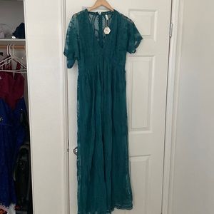 Green lace pinkblush maternity dress size large NWT